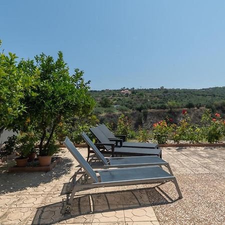Aelia Home Exterior photo
