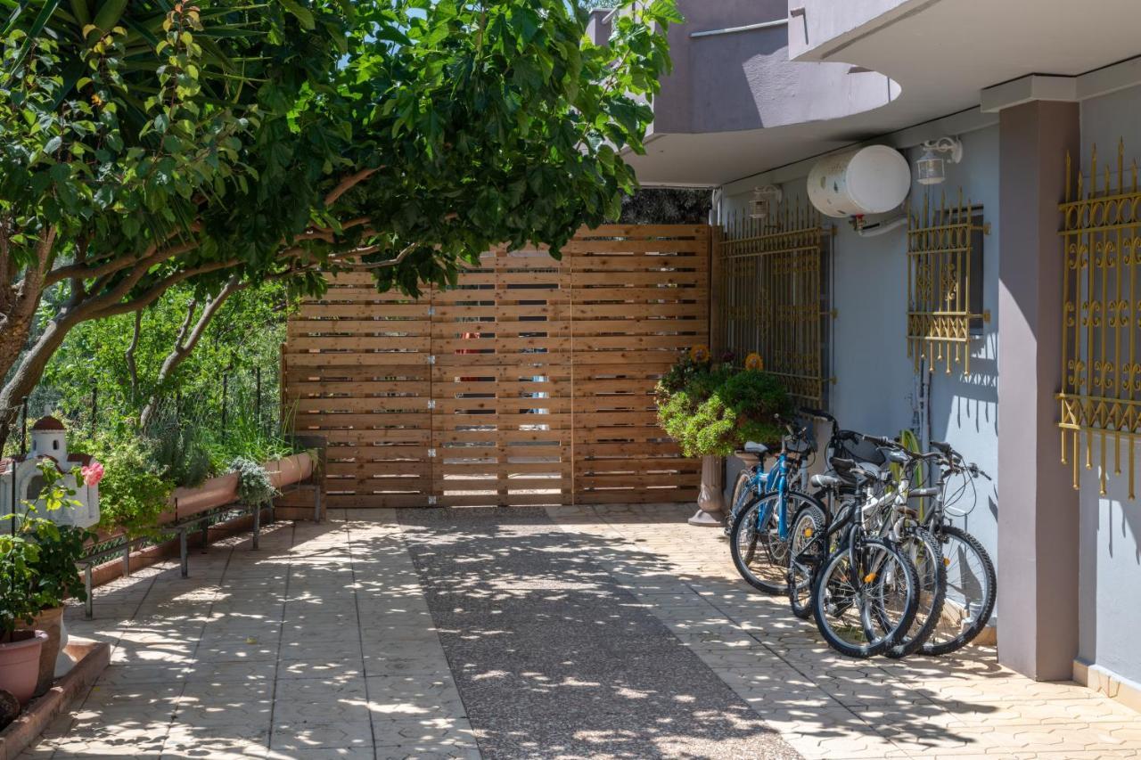 Aelia Home Exterior photo