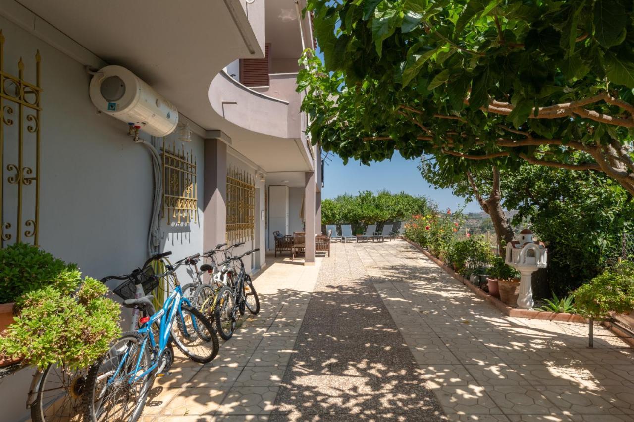 Aelia Home Exterior photo